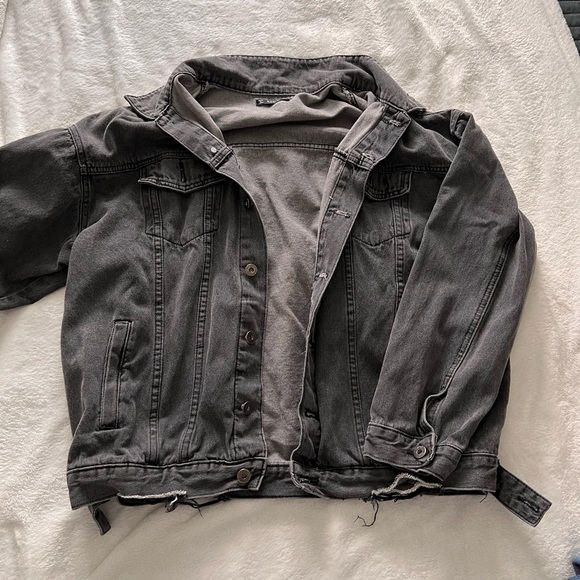 OVERSIZED JEAN JACKET - Picture 1 of 2